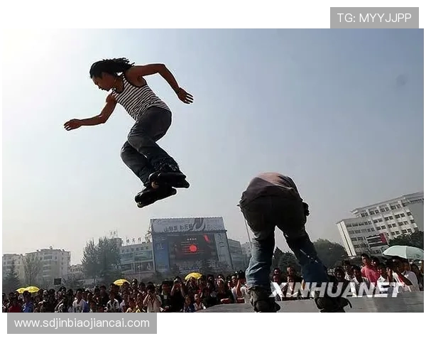 王军的滑板人生：从街头少年到极限运动的追梦者