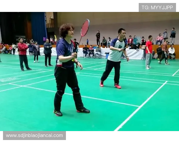 西安羽毛球队与武汉羽毛球队赛后分析及节奏对比探讨