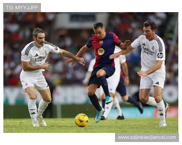 2014年10月皇马与巴萨巅峰对决回顾激情四溢的经典战役