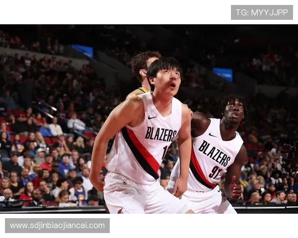 勇士与开拓者激战在即球迷期待精彩对决与球星表现