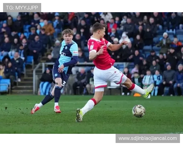 吉灵汉姆与加的夫城的激烈对决揭示英格兰足球的魅力与竞争力