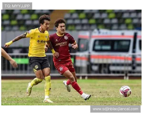 天山雪豹迎战上海申勇夺胜利的激烈较量与精彩瞬间回顾