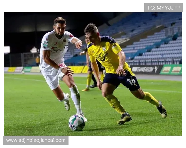 牛津联与绿色森林的精彩对决比分揭晓赛季最新战绩分析 牛津联与绿色森林的精彩对决比分揭晓赛季最新战绩分析