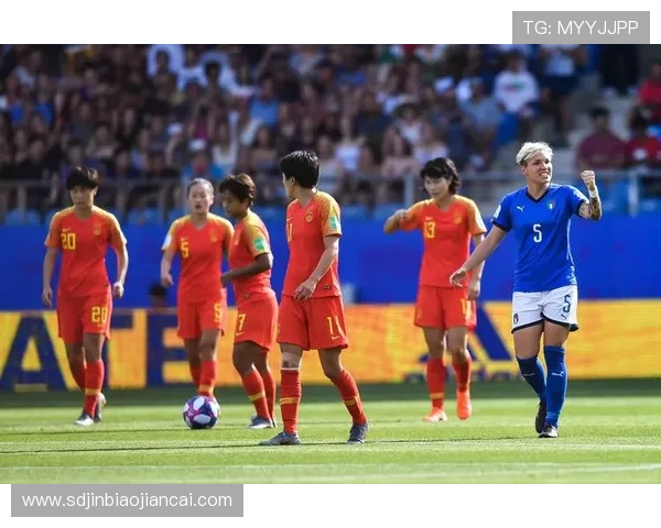 瑞典女足与泰国女足激战正酣谁能在世界杯赛场上笑到最后