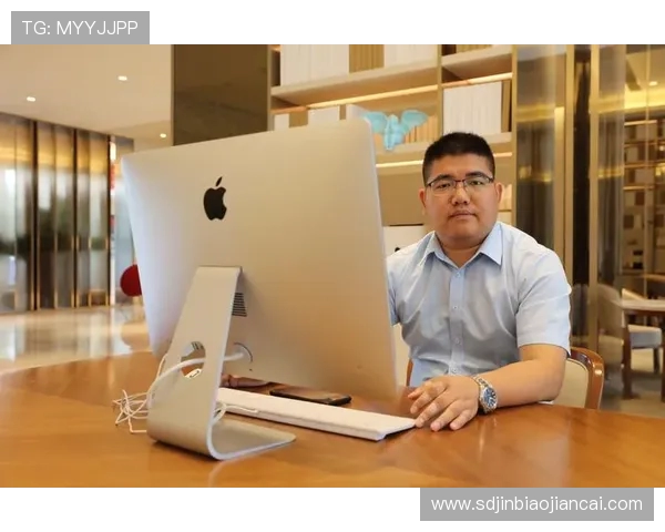 李磊的攀岩人生：从初学者到顶尖高手的心路历程与挑战分享